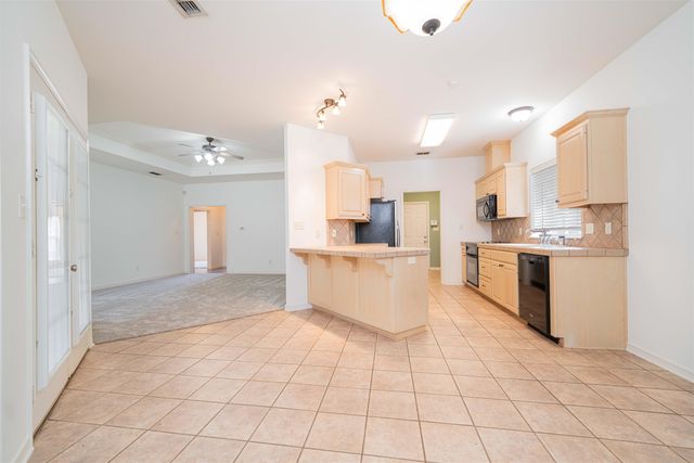 44 Oak Creek Ridge, Longview, TX 75605