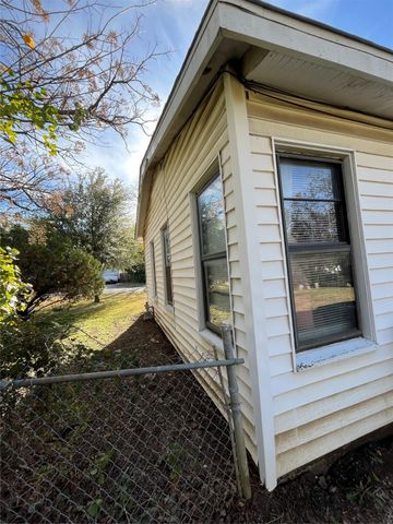 6657 Onyx Drive N, North Richland Hills, TX 76180