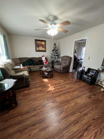 6657 Onyx Drive N, North Richland Hills, TX 76180