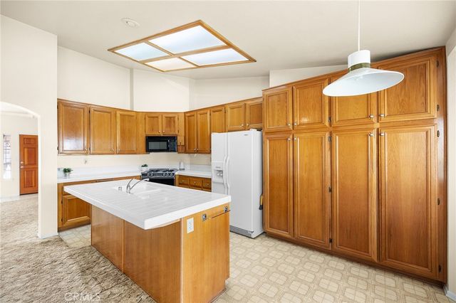 39555 Glenwood Court, Murrieta, CA 92563