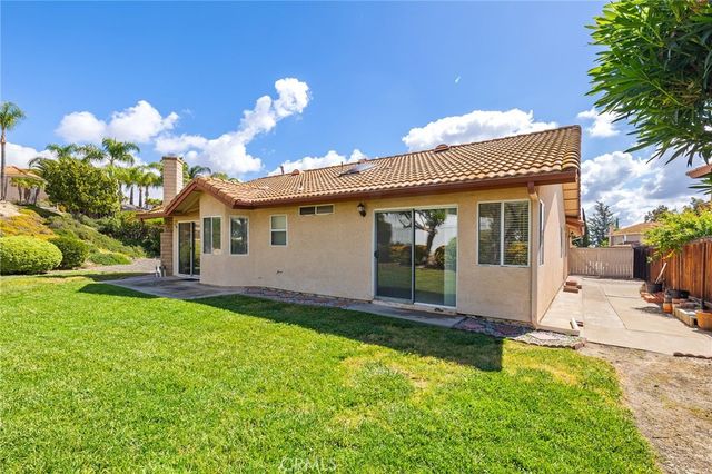 39555 Glenwood Court, Murrieta, CA 92563