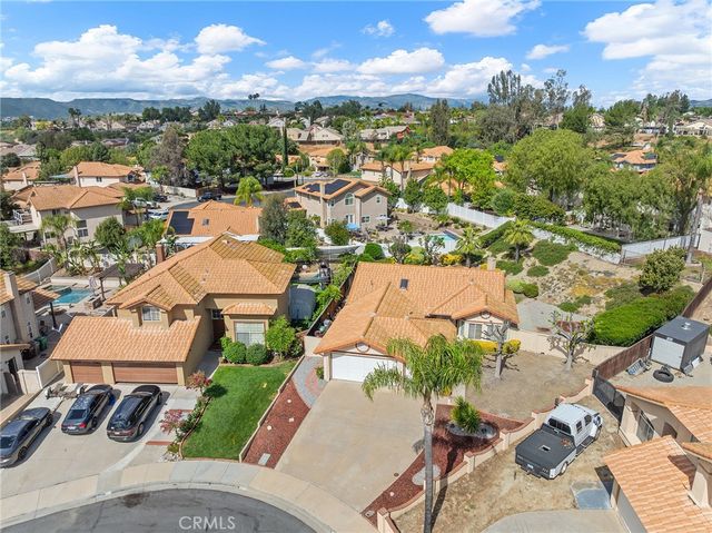 39555 Glenwood Court, Murrieta, CA 92563