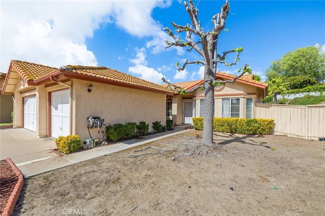 39555 Glenwood Court, Murrieta, CA 92563