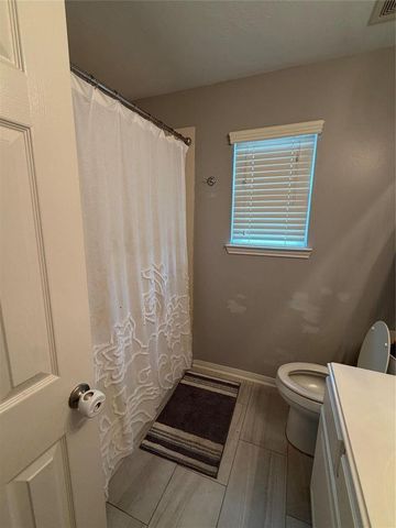 1702 Lansing Cove Drive, Fresno, TX 77545