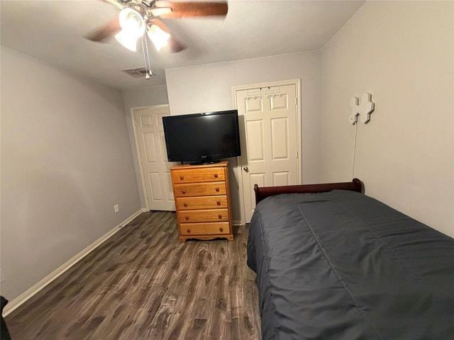 1702 Lansing Cove Drive, Fresno, TX 77545
