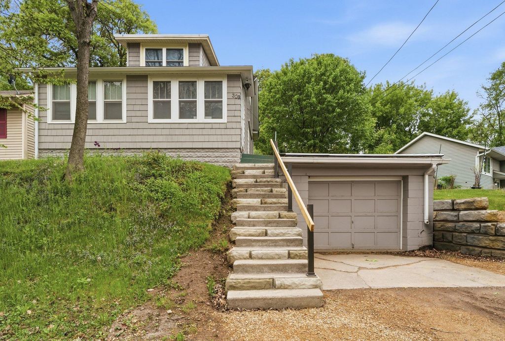 309 Etna Street, Saint Paul, MN 55106
