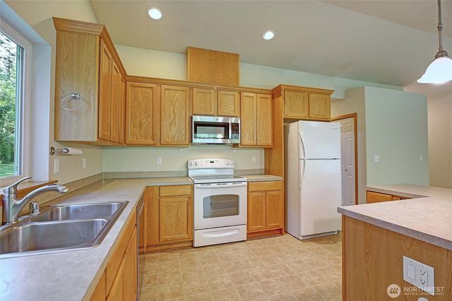 611 SW Camano Drive, Camano Island, WA 98282