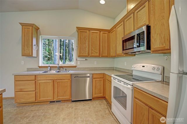 611 SW Camano Drive, Camano Island, WA 98282