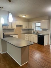 10005 Wolfe Creek Drive, Grove, OK 74344