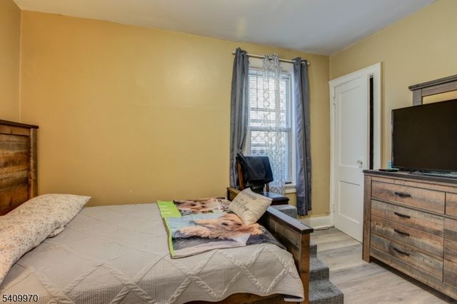 55 Garretson Ave, Bayonne City, NJ 07002