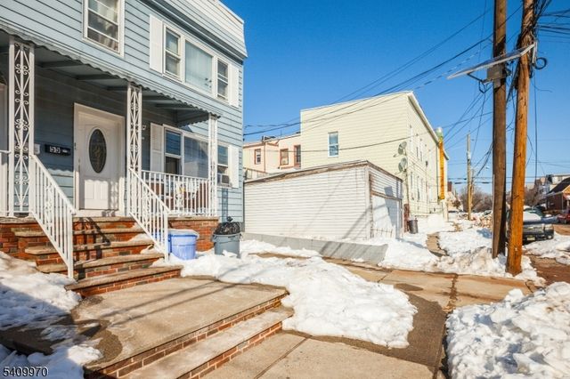 55 Garretson Ave, Bayonne City, NJ 07002