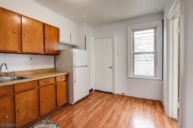 55 Garretson Ave, Bayonne City, NJ 07002