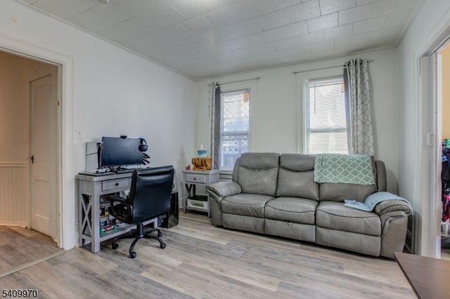 55 Garretson Ave, Bayonne City, NJ 07002