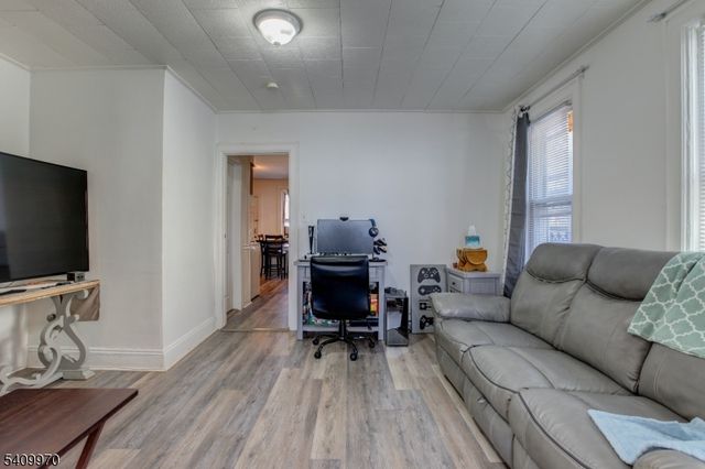 55 Garretson Ave, Bayonne City, NJ 07002