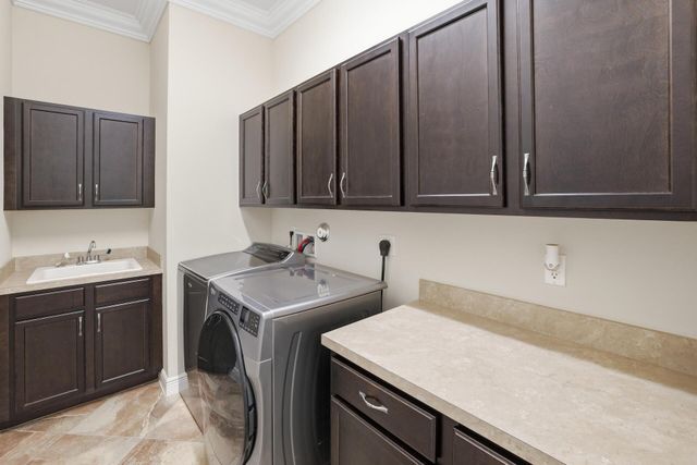 2106 Belcara Court, West Palm Beach, FL 33411