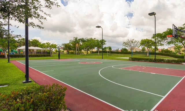 2106 Belcara Court, West Palm Beach, FL 33411