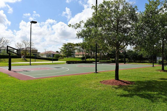 2106 Belcara Court, West Palm Beach, FL 33411