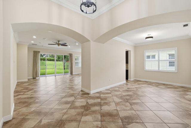 2106 Belcara Court, West Palm Beach, FL 33411