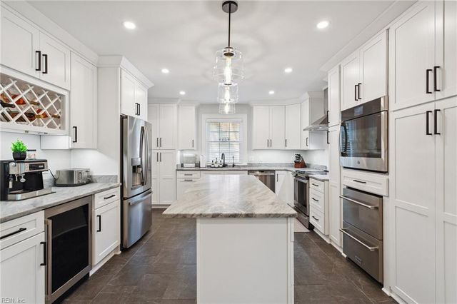 506 Dumville AVE, Suffolk, VA 23434