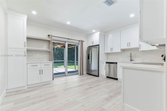 11527 SW 81st Road 11527, Pinecrest, FL 33156