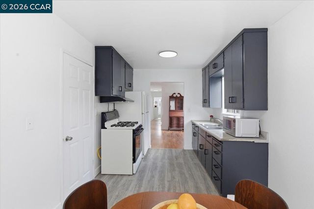 710 11th Street, Richmond, CA 94801