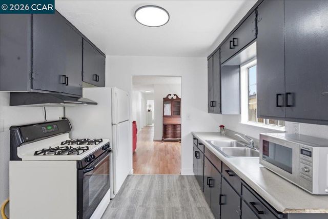710 11th Street, Richmond, CA 94801