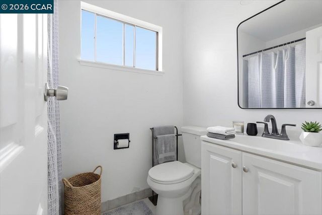 710 11th Street, Richmond, CA 94801