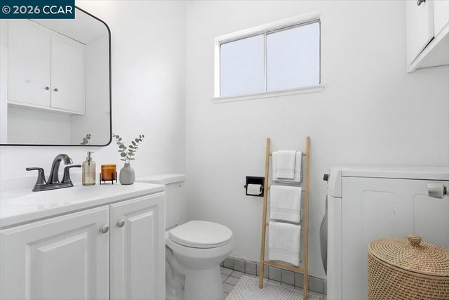 710 11th Street, Richmond, CA 94801