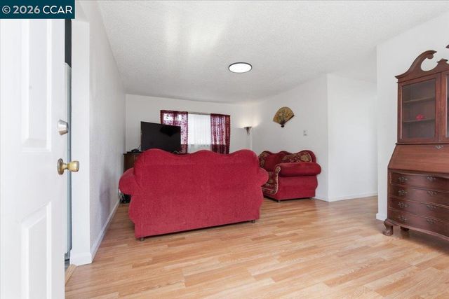 710 11th Street, Richmond, CA 94801