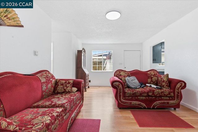 710 11th Street, Richmond, CA 94801