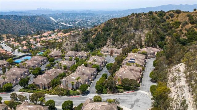 1896 Caminito De La Narcissa, Glendale, CA 91208