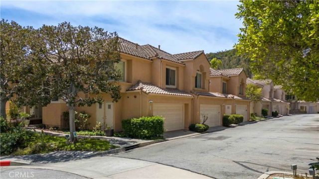 1896 Caminito De La Narcissa, Glendale, CA 91208