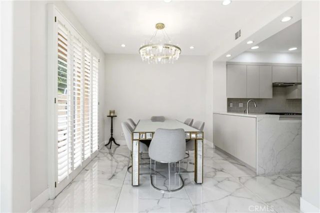 1896 Caminito De La Narcissa, Glendale, CA 91208