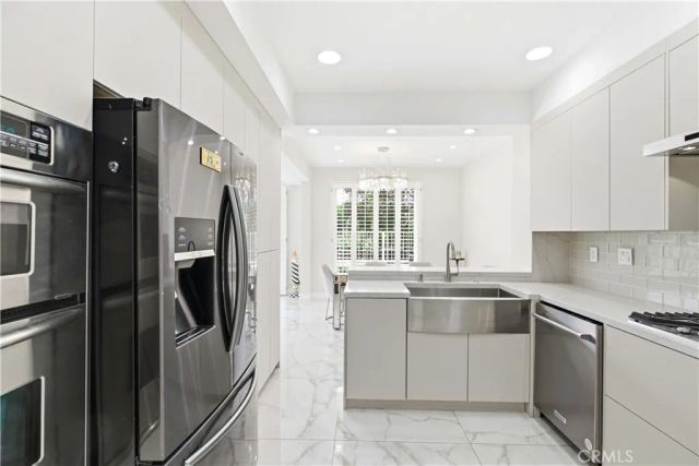 1896 Caminito De La Narcissa, Glendale, CA 91208