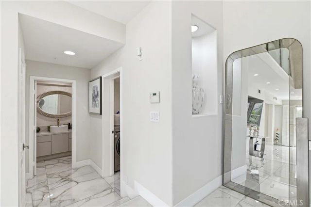 1896 Caminito De La Narcissa, Glendale, CA 91208