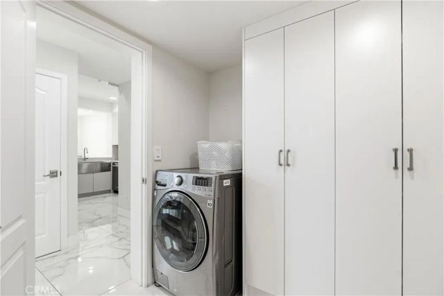 1896 Caminito De La Narcissa, Glendale, CA 91208