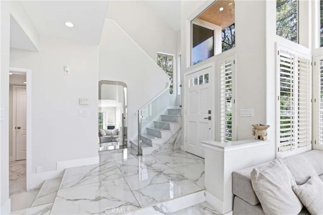 1896 Caminito De La Narcissa, Glendale, CA 91208