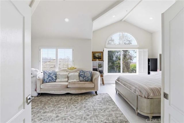 1896 Caminito De La Narcissa, Glendale, CA 91208