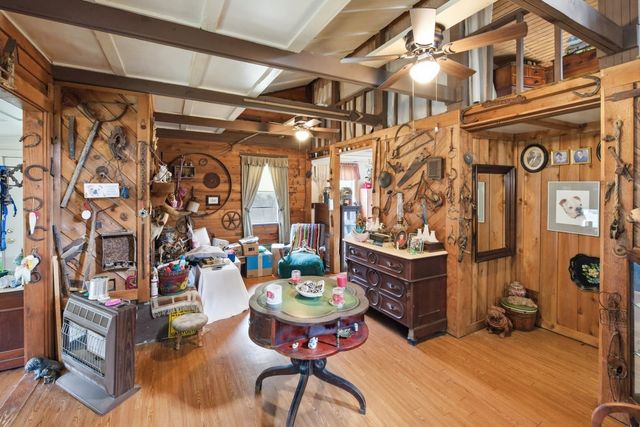 106 Tammi Run Lane, Whitney, TX 76692