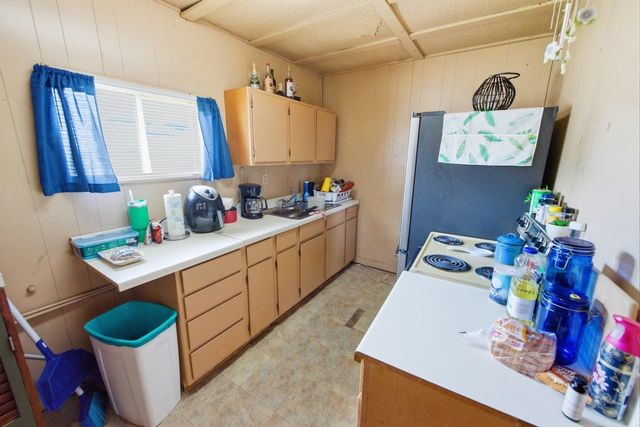 106 Tammi Run Lane, Whitney, TX 76692
