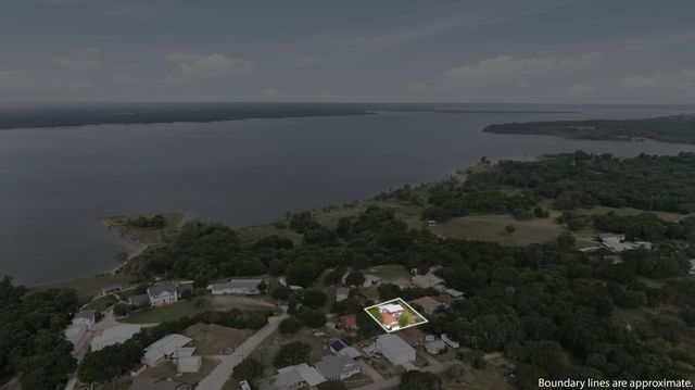 106 Tammi Run Lane, Whitney, TX 76692