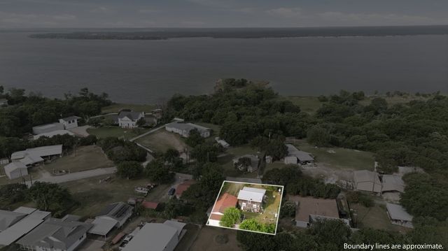 106 Tammi Run Lane, Whitney, TX 76692
