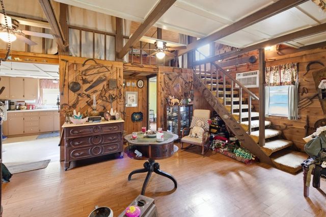 106 Tammi Run Lane, Whitney, TX 76692