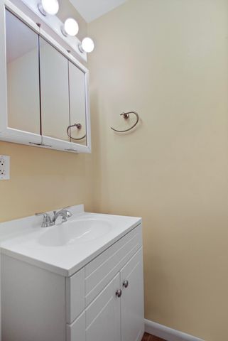 7714 Wallace Street, Merrillville, IN 46410