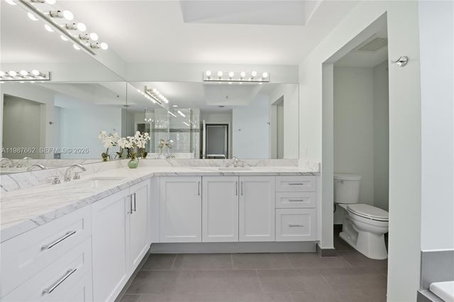 3330 NE 190th Street 310, Aventura, FL 33180
