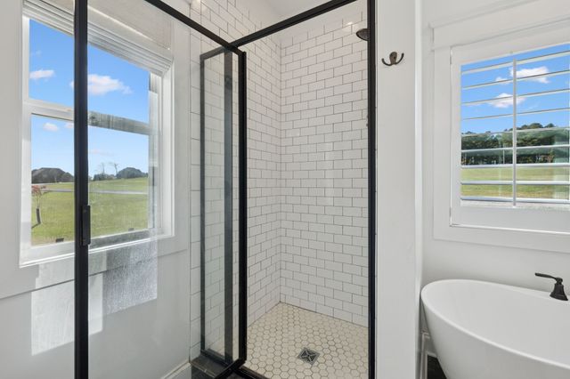 655 Academy Rd, Lebanon, TN 37087