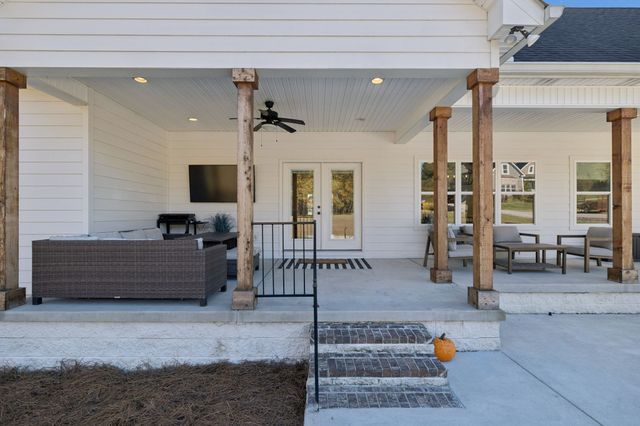 655 Academy Rd, Lebanon, TN 37087