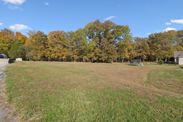 655 Academy Rd, Lebanon, TN 37087