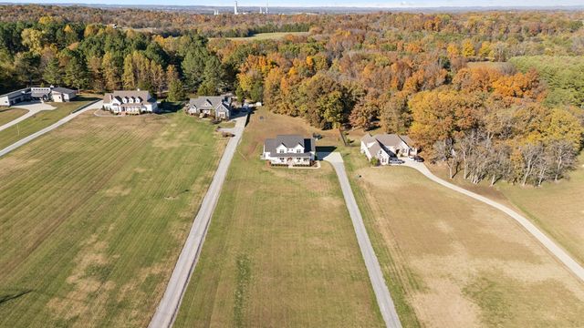 655 Academy Rd, Lebanon, TN 37087