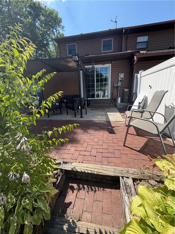 129 Johnson Court, Whitehall Twp, PA 18052